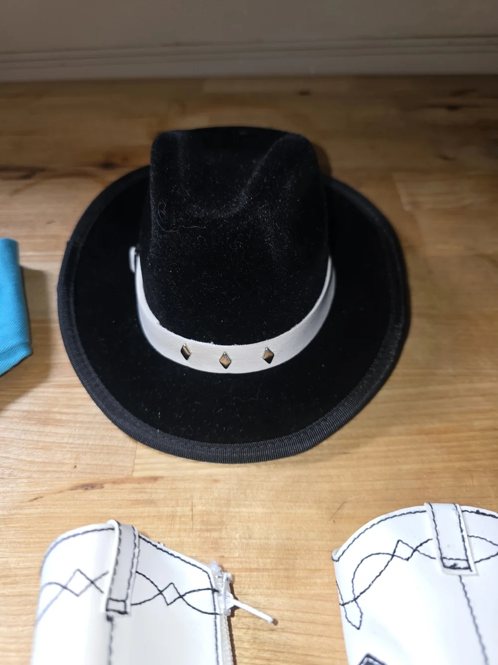 American Girl of Today Rootin' Tootin' Cowgirl Outfit